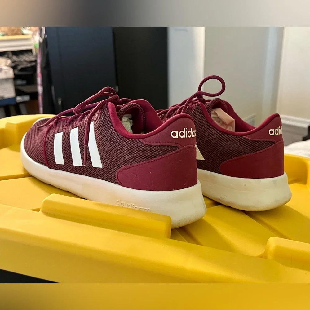 Women’s ADIDAS Neo Cloudfoam Qt Racer Running Shoe Maroon & White 8